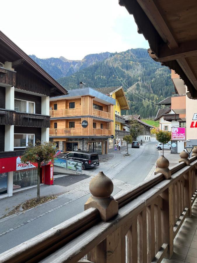 Center Rooms & Apartments Mayrhofen Eksteriør billede