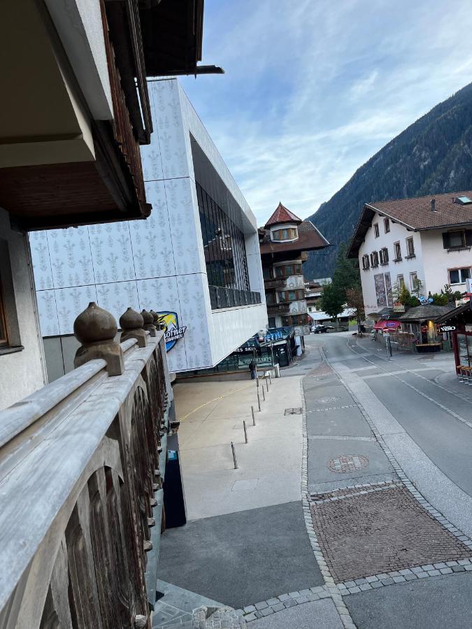 Center Rooms & Apartments Mayrhofen Eksteriør billede